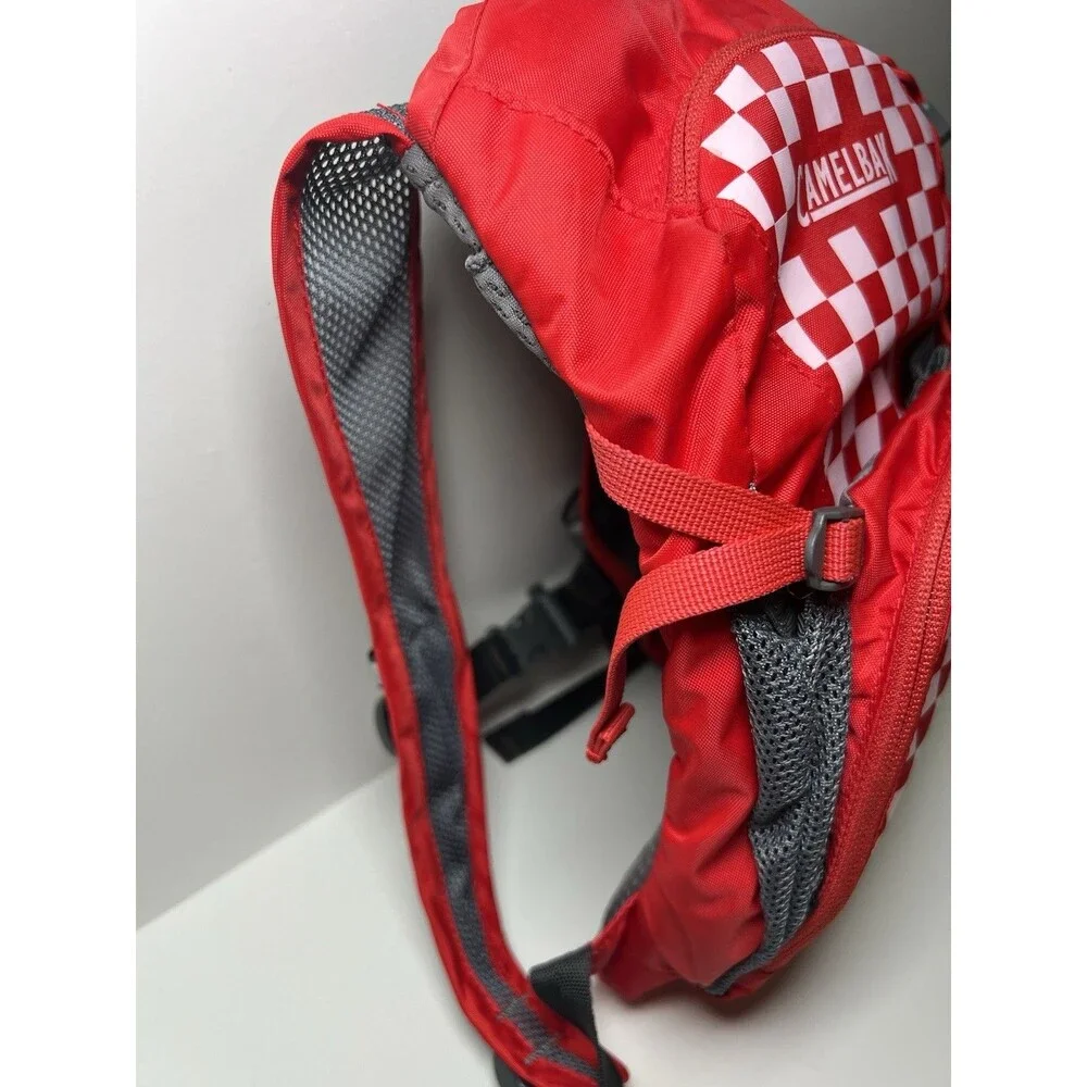 CamelBak Mini M.U.L.E. Kids Hydration Backpack Red White Checkered Zip 1.5 L